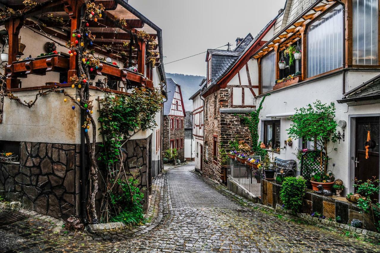 Ferienhaus Am Kloster Stuben Bremm Esterno foto